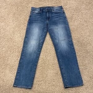 American Eagle Outfitters Men's Classic Blue Straight Jeans